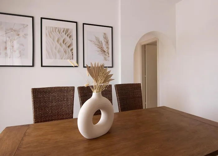 アパート Phaedrus Living Nerina Urban