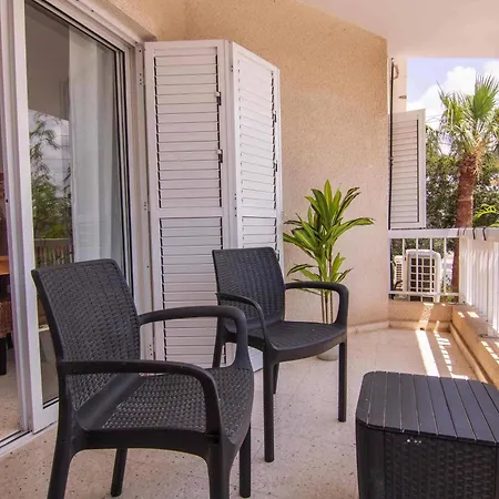 Phaedrus Living Nerina Urban Apartament