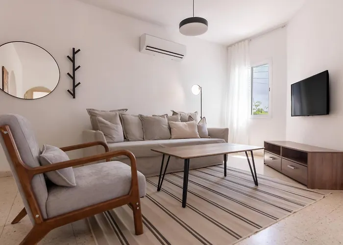 Phaedrus Living Nerina Urban 아파트 *