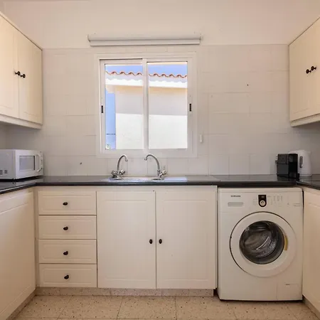 דירה Phaedrus Living: Nerina Modern Flat Paphos