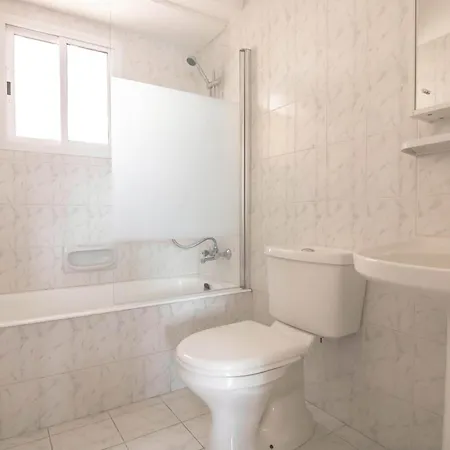 Phaedrus Living Nerina Urban Apartment *